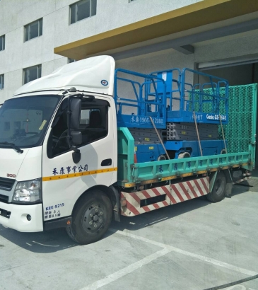 高空車出租-彰化高空車-彰濱工業區-禾鼎高空車