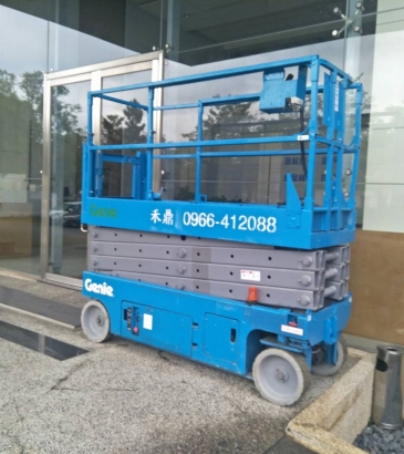 斗六工業區-禾鼎高空車-高空車出租