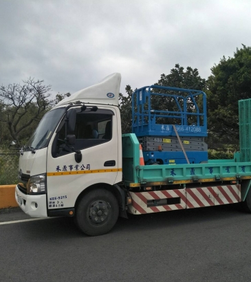 禾鼎高空車-長發工業區-高空車出租